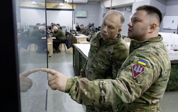 Генерал Сирський оголосив про посилення оборони на Покровському напрямку