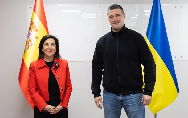 Іспанія надасть Україні значну партію військової допомоги