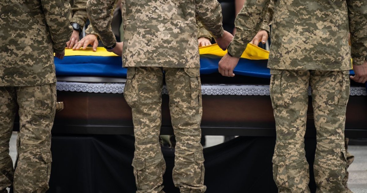 Львівщина 19 квітня вшановує полеглих захисників: імена героїв