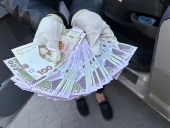 На депутатку Мурованської сільради наклали штраф у 68 тис. грн за корупцію