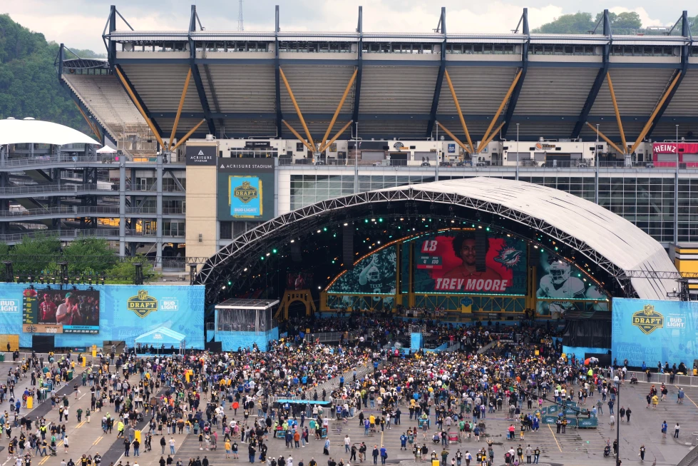 Перший раунд NFL Draft 2026: рекордна аудиторія у 13,2 млн глядачів увійшла до топ-3 в історії