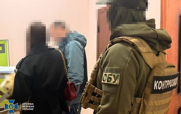 В Україні викрили шахрайський кол-центр, що обманював військовослужбовців на гроші
