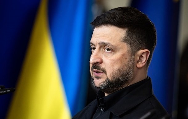 Зеленський планує перестановки у МЗС та посольствах України