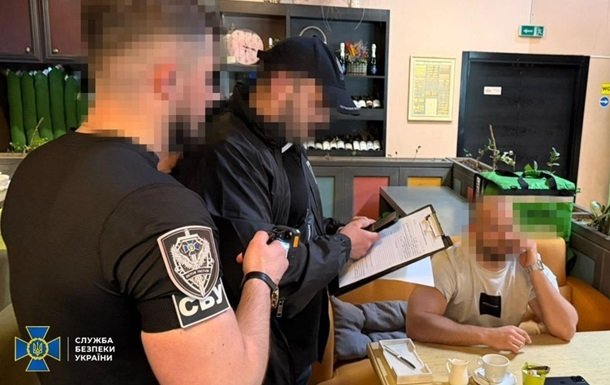 Арештовано працівників БЕБ за підозрою у взяцті хабарів