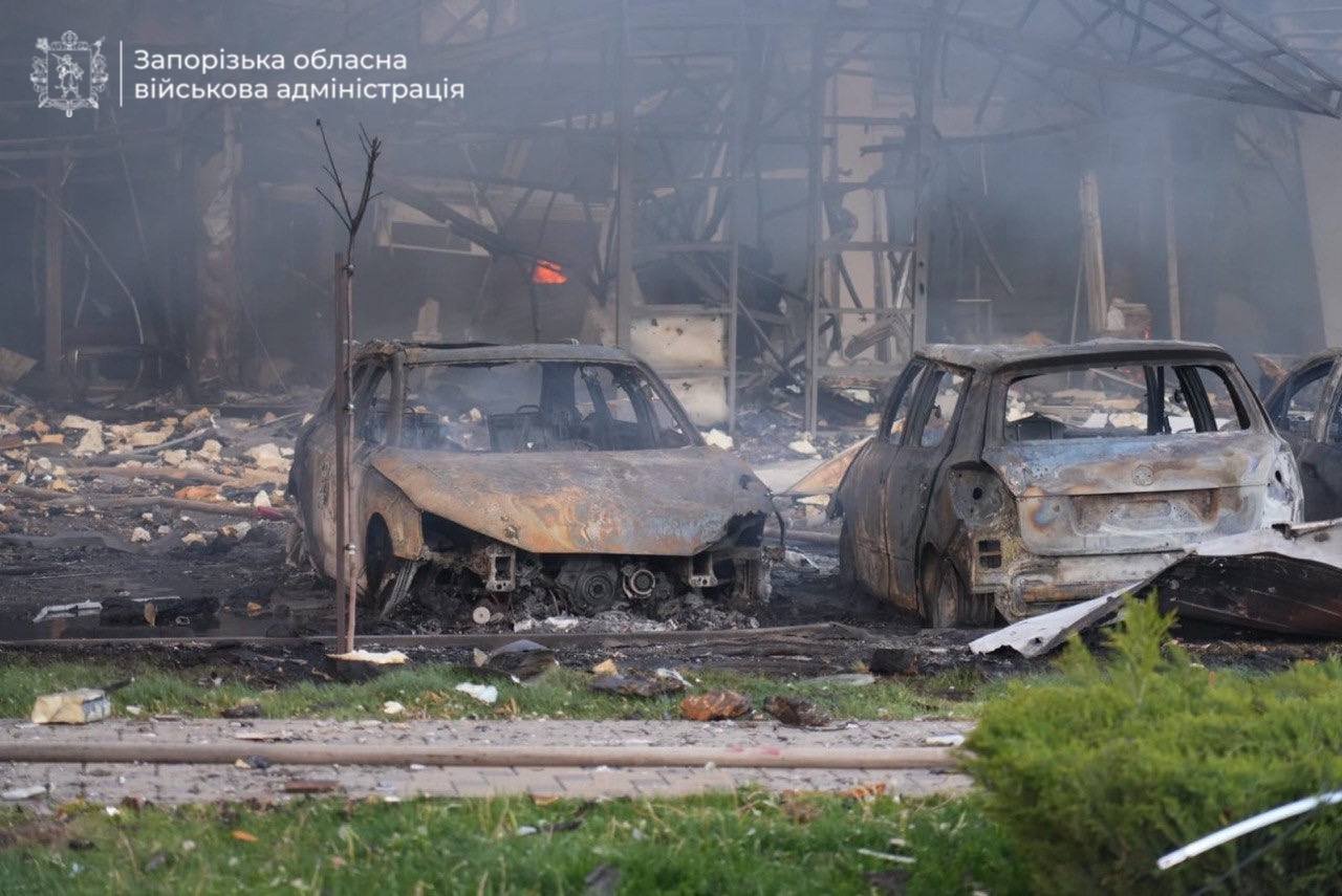 Удар по Запоріжжю: 12 загиблих, десятки поранених
