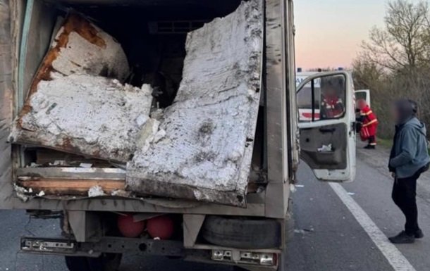 Безпілотник завдав удару по хлібному фургону на Харківщині