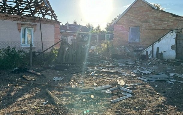 Дронова атака на Дніпропетровщині: внаслідок обстрілу поранена дитина