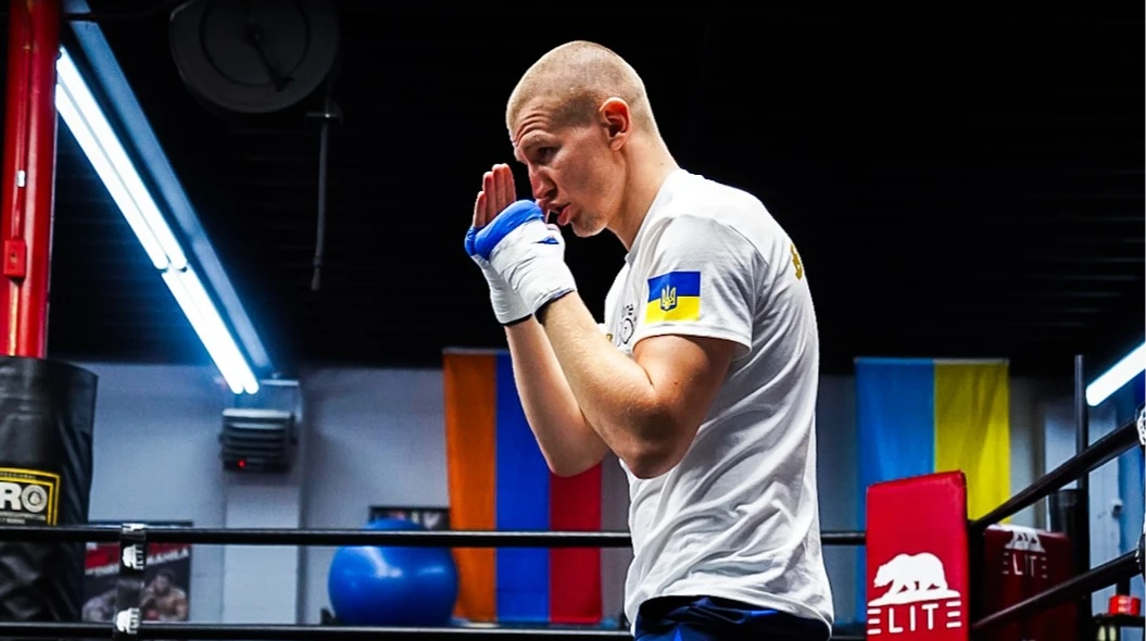 Два українські боксери увійшли до п’ятірки рейтингу WBO у середній вазі
