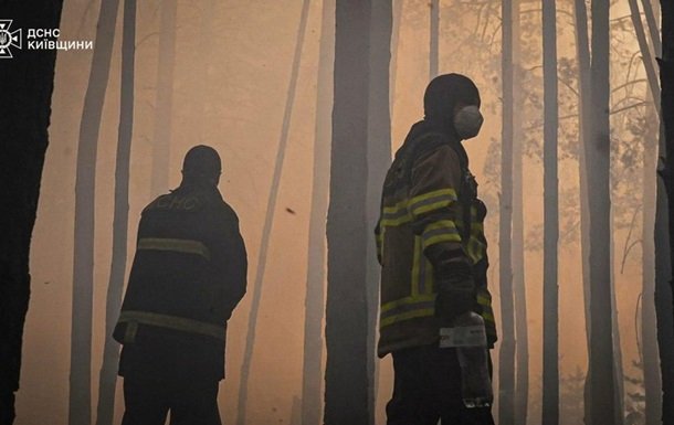 Експерти оцінюють рівень радіації після пожежі в зоні Чорнобиля