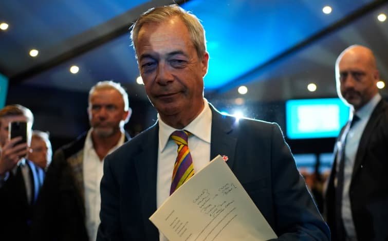 Лідера Reform UK закликають надати докази про невідношеність пожертви у 5 мільйонів фунтів до Росії