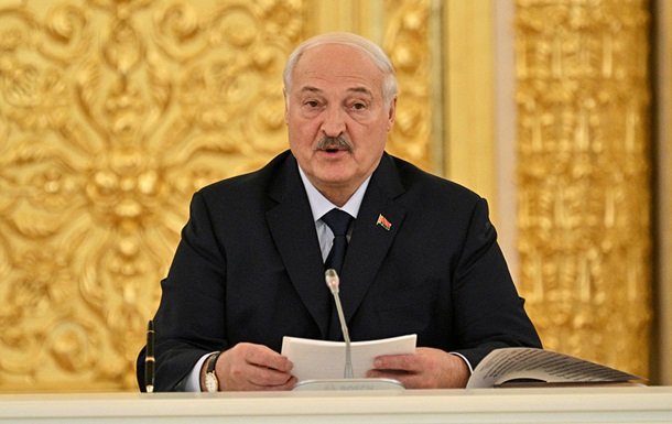 Лукашенко прокоментував зустріч з Зеленським на тлі конфлікту в Україні