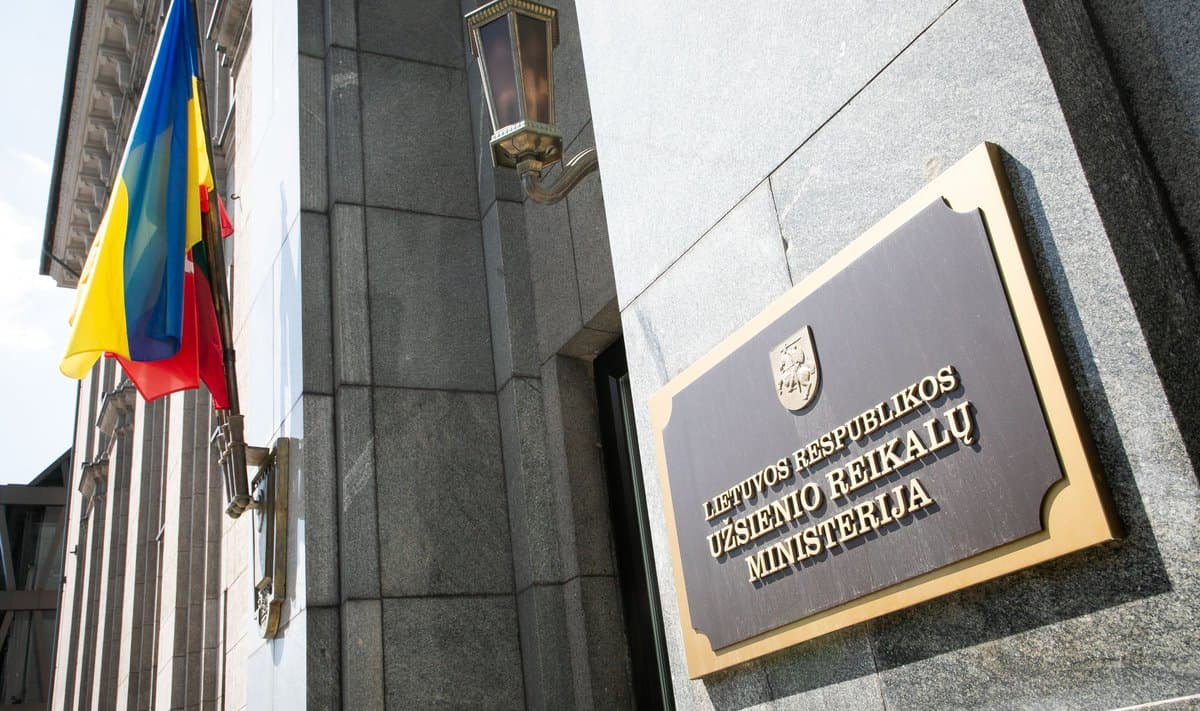Литва висловила протест Росії через обстріли України, передавши ноту в посольство РФ