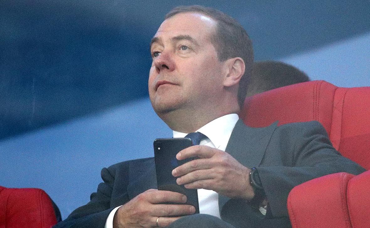 Медведєв закликав країни Балтії активізувати п’яту статтю НАТО у контексті України