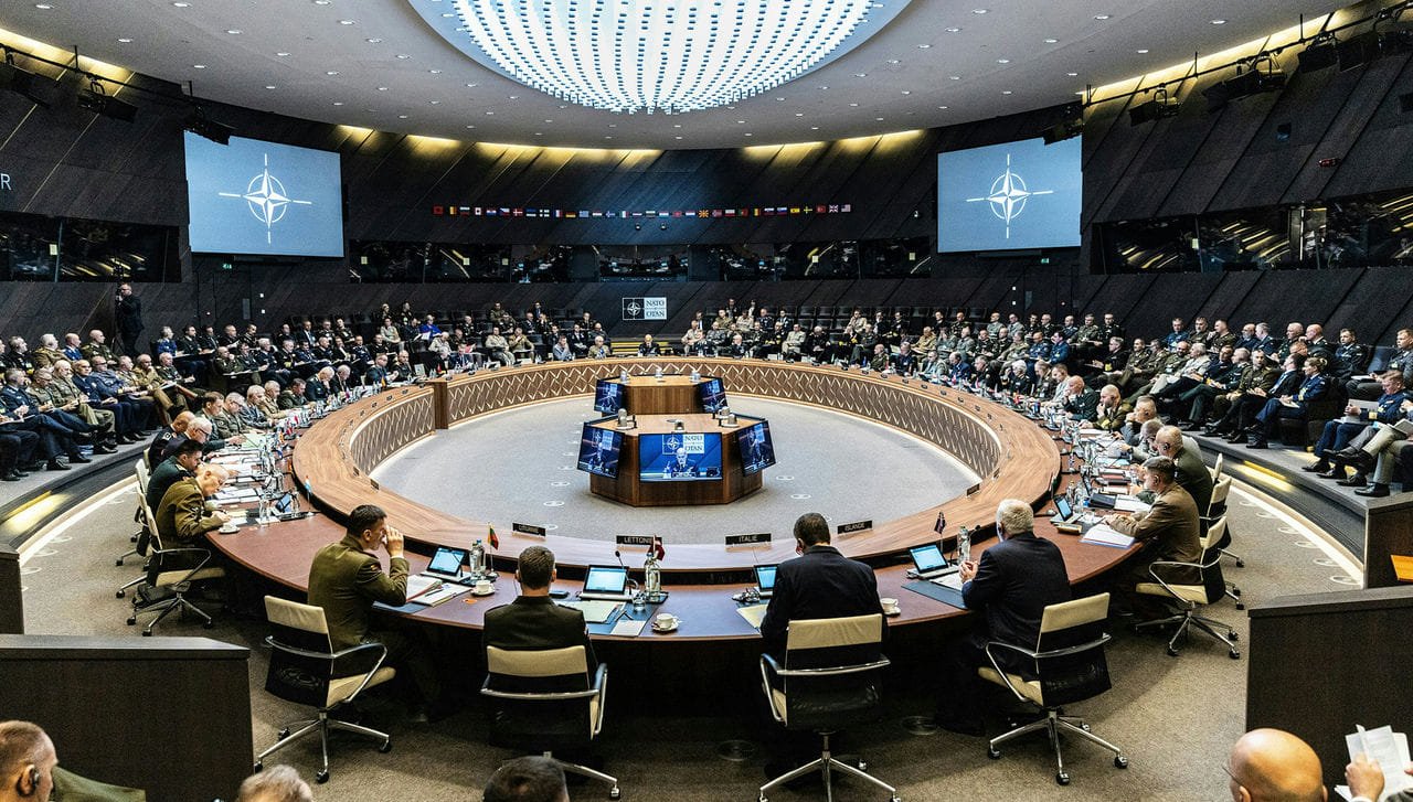 НАТО проведе обговорення щодо військової ситуації в Україні