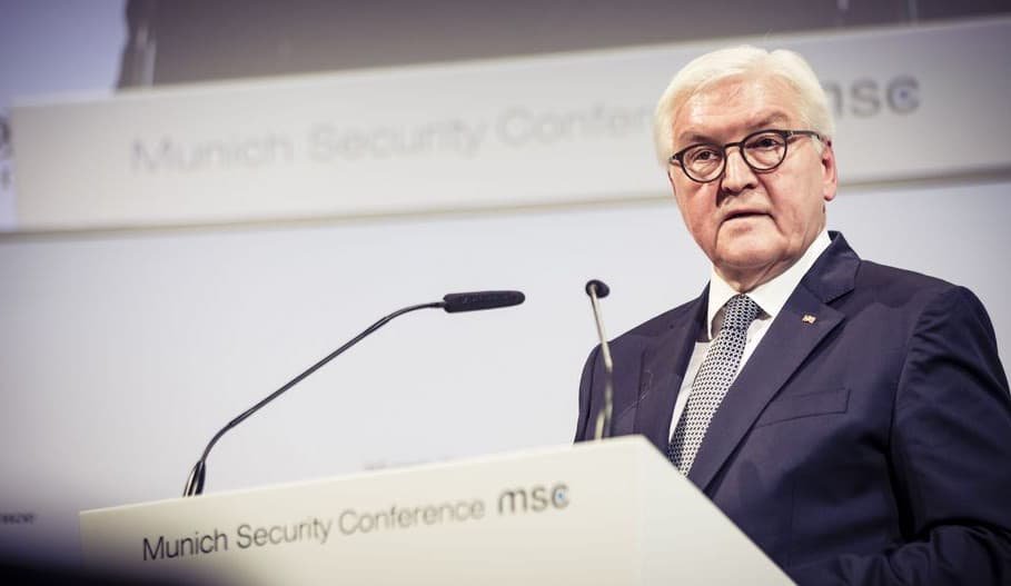 Німеччина обговорює кандидатуру Штайнмаєра на посаду переговорника з питань миру від Європейського Союзу