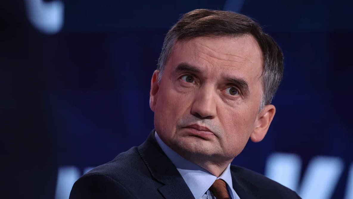 Польща проводить розслідування щодо можливої втечі ексміністра Зьобро з Угорщини до Сполучених Штатів
