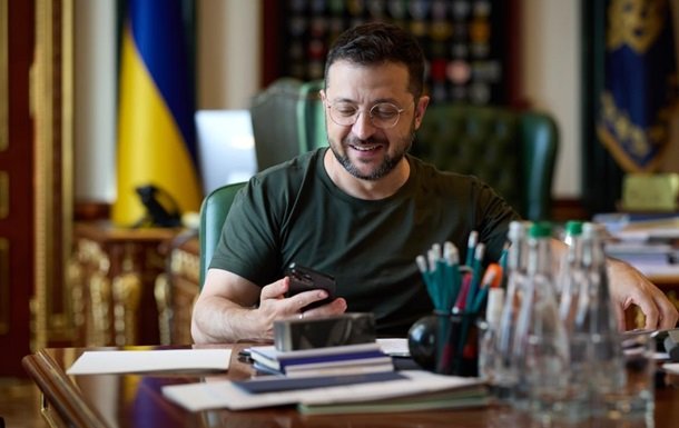 Президент Зеленський запросив Роберта Фіцо з візитом до Києва