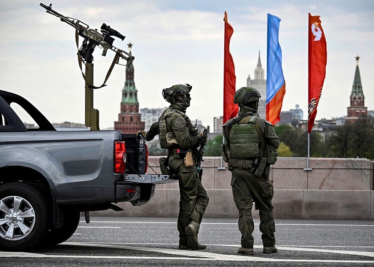 Росія погрожує: загострення ситуації напередодні 9 травня