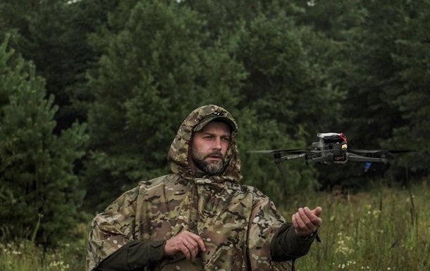 Розвіддрони "Азову" прибули до Маріуполя для зміцнення оборони міста