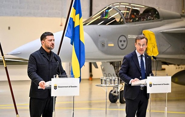 Швеція надає Україні 16 винищувачів Gripen у рамках військової допомоги