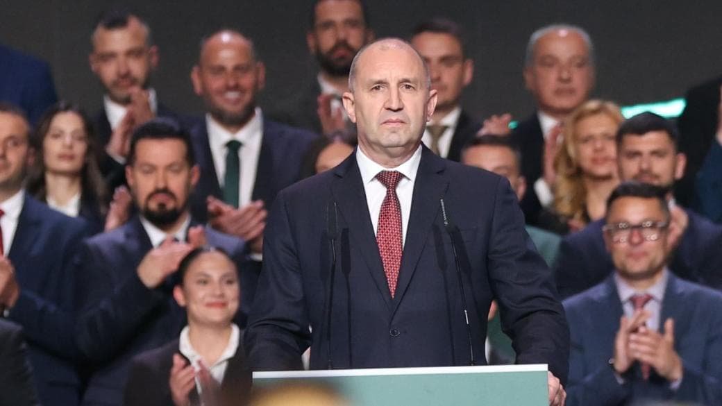 У Болгарії сформували новий уряд під керівництвом експрезидента, відомого своїми проросійськими поглядами