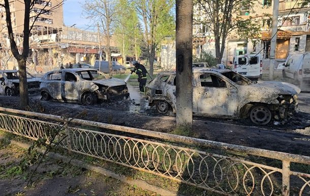 У Краматорську внаслідок бомбового удару загинули люди