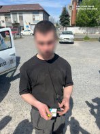 У Львівській області п’яний водій BMW пошкодив меморіал Героям Небесної Сотні та зник з місця пригоди