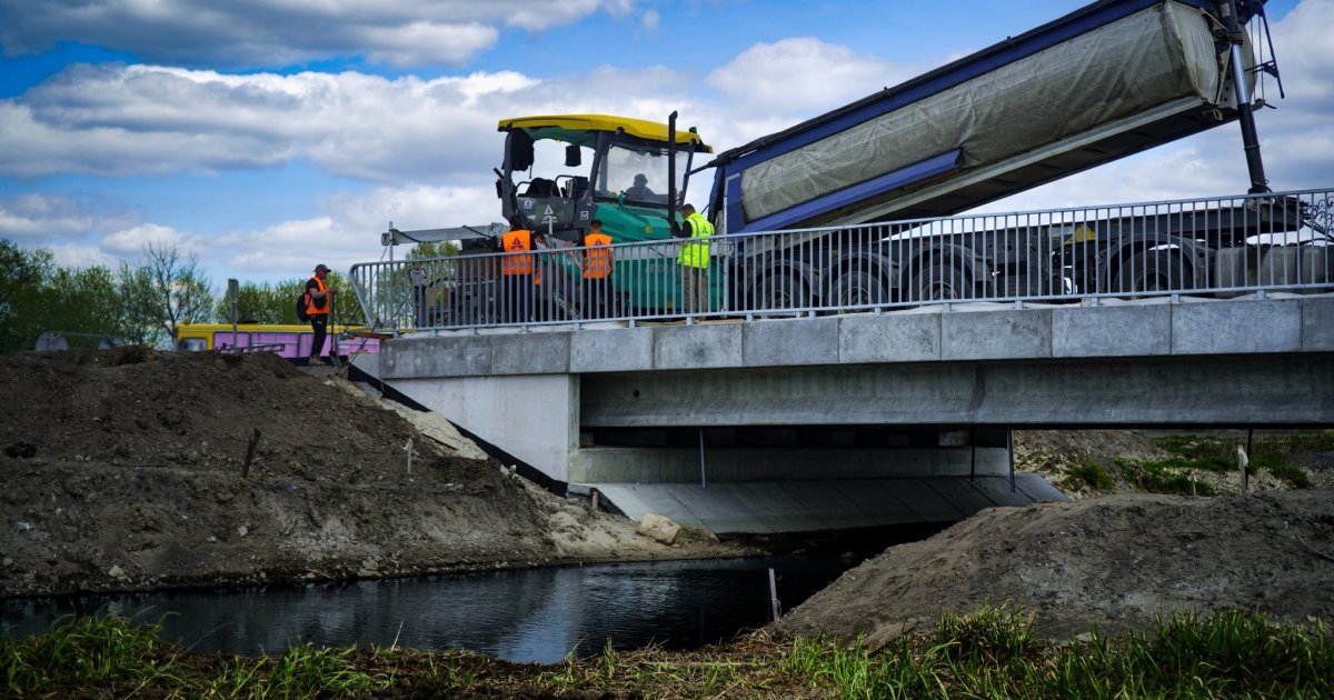 У Львівській області завершують будівництво мостів на міжнародній трасі, що веде до кордону