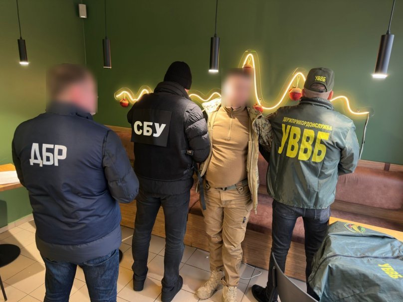 У Львові прикордонника оштрафували за пропозицію служби в тилу за 1000 доларів