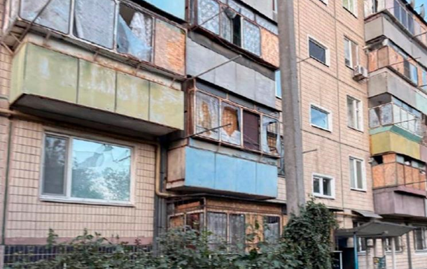 У Нікополі внаслідок обстрілу постраждали семеро людей, включаючи немовля