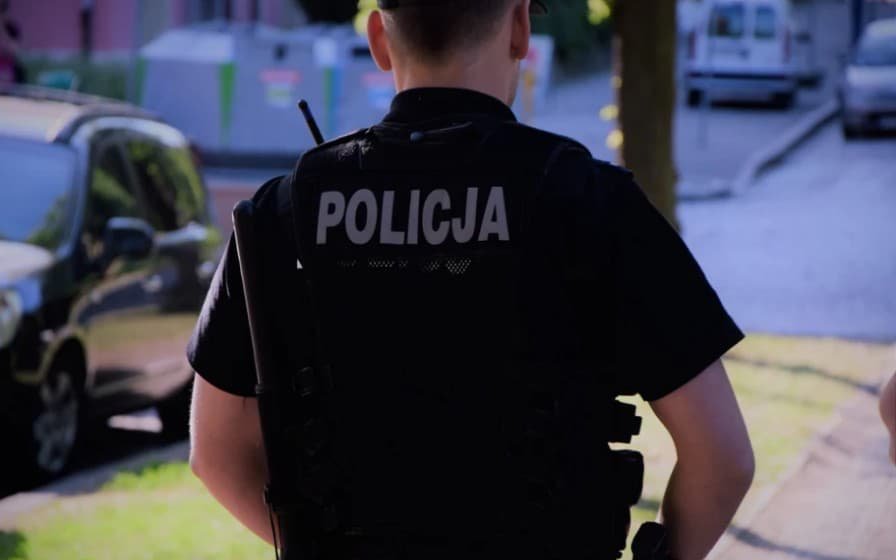 У Польщі затримано трьох осіб через фальшиве повідомлення про пожежу в квартирі родини президента