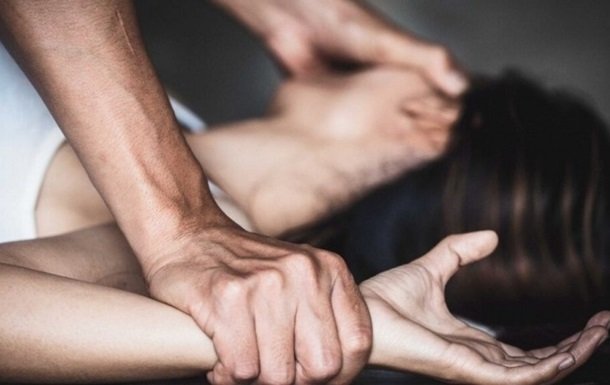 У Запоріжжі затримали майора поліції за підозрою у зґвалтуванні неповнолітньої дівчини