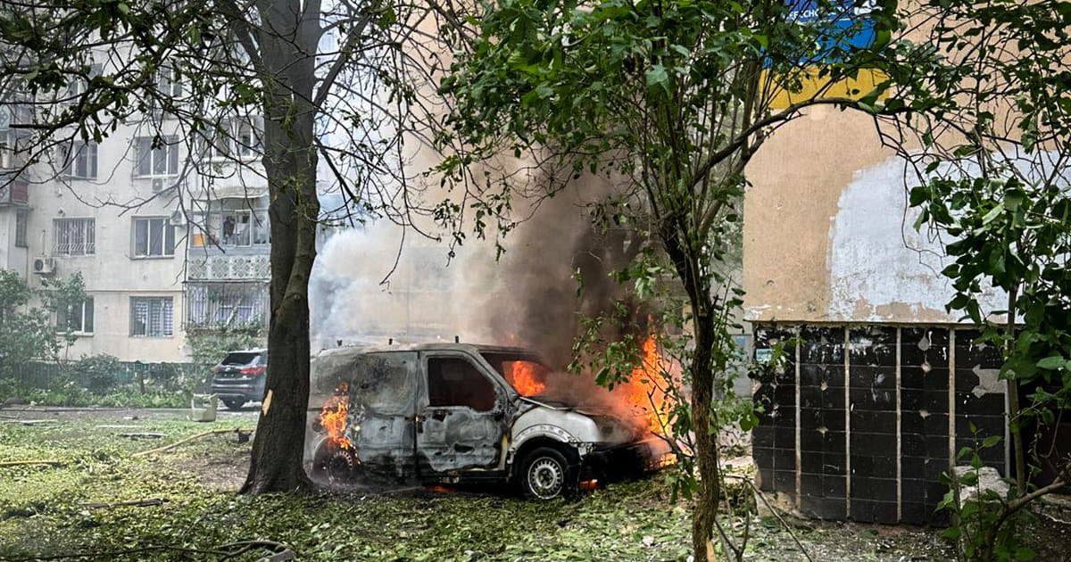 Угорщина вперше офіційно засудила дії Росії, Трамп відвідав Китай, в Латвії загострюються проблеми в коаліції: головні новини дня