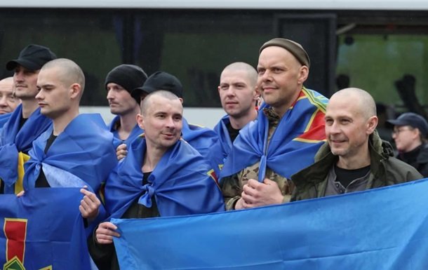 Україна успішно звільнила з полону 205 військових захисників