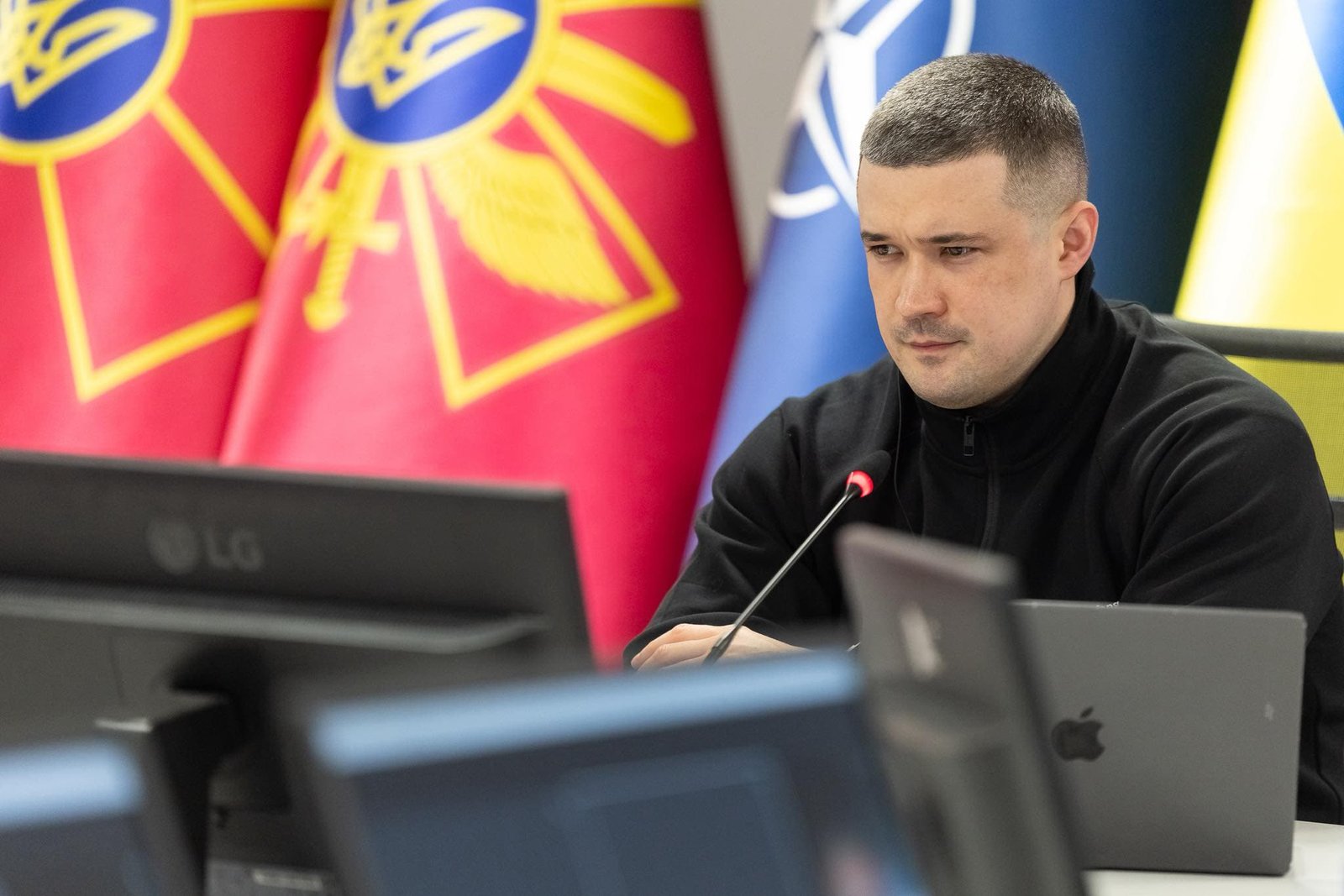 Україна встановила ключові пріоритети у співпраці з партнерами напередодні зустрічі у "Рамштайні" щодо ППО, снарядів та дронів