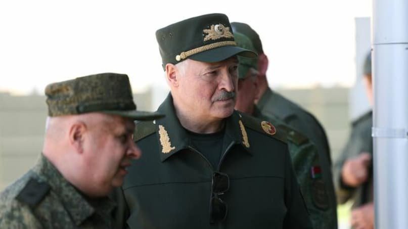 В Офісі президента України відреагували на пропозицію Лукашенка зустрітися з Зеленським: його слова не мають ваги
