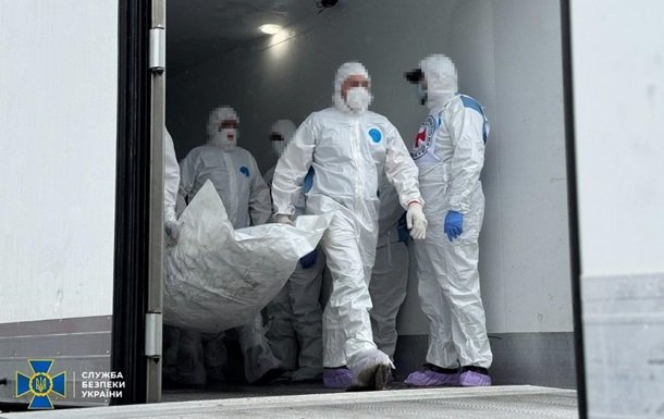 В Україні повернули додому 528 тіл загиблих військових