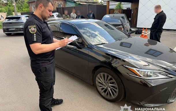 В Україні викрито шахрайську схему з оформлення мільйонних кредитів на латвійських громадян
