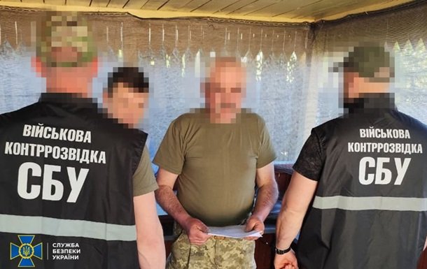 Виявлено злочинні схеми торгівлі "тиловими" посадами в Збройних Силах України