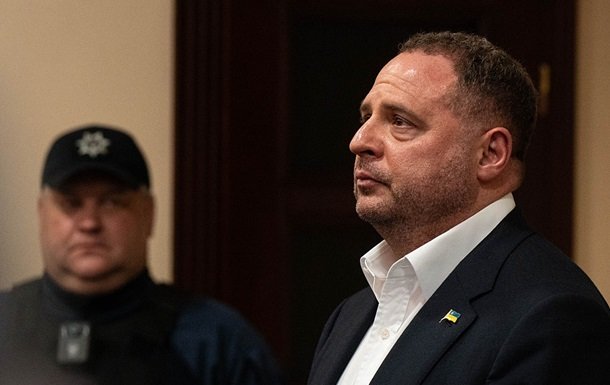 Єрмак залишиться під вартою: застава не була сплачена