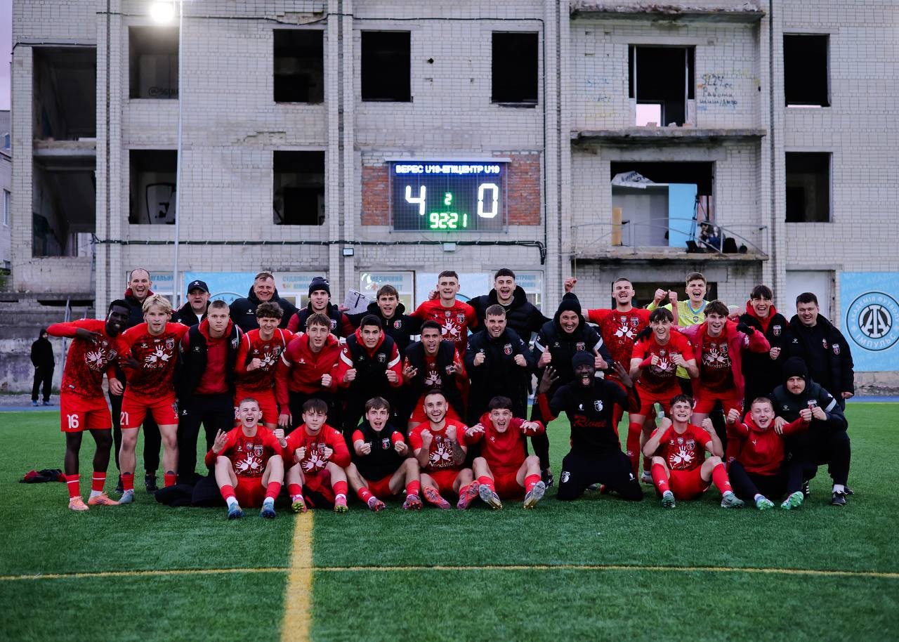 Юнацька команда “Верес” U-19 завершила матч з “Епіцентром” на іншому стадіоні через повітряну тривогу