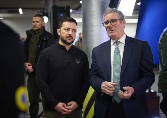 Зеленський прокоментував пом’якшення антиросійських санкцій Британією: "Ми передали сигнали"