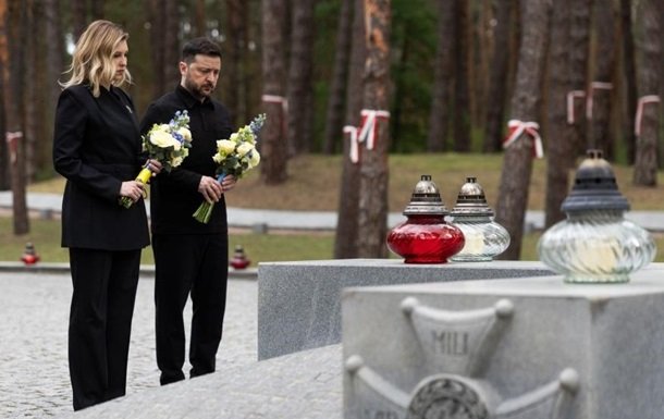 Зеленський та Олена Зеленська вшанували пам'ять жертв політичних репресій в Україні