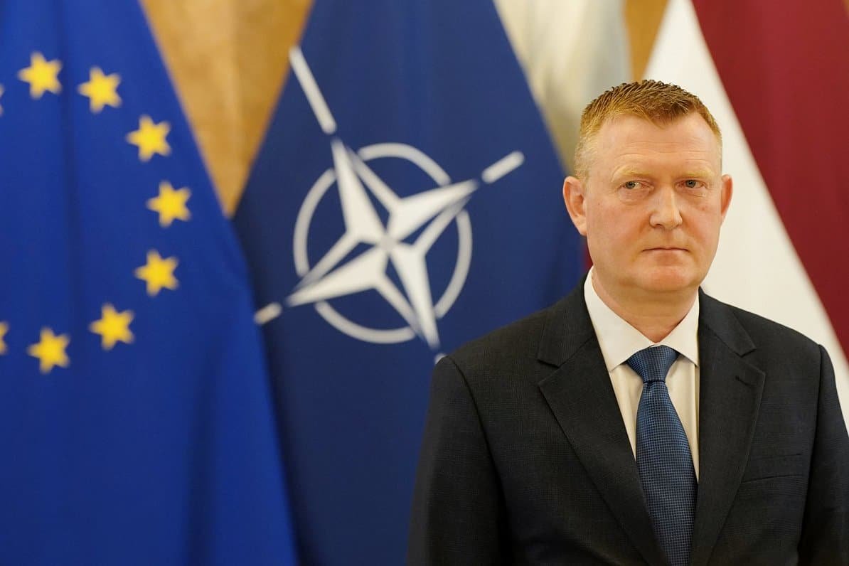 До Києва прибув латвійський міністр оборони для обговорення співпраці в сфері безпеки