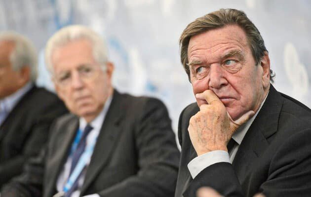 Екс-канцлера Шредера, якого ЄС пропонував як посередника у переговорах з РФ, виявили в Москві.