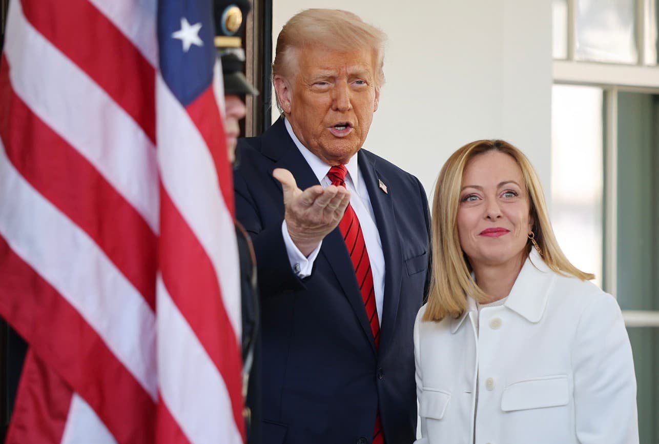 Глава МЗС Італії скасував візит до США через суперечку з Мелоні