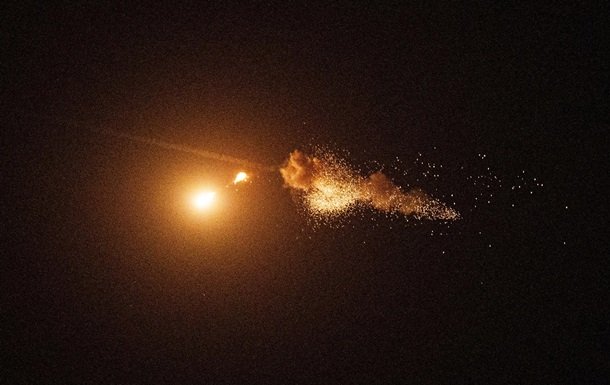 Київ та Полтава під обстрілом: російські сили застосували балістичні ракети