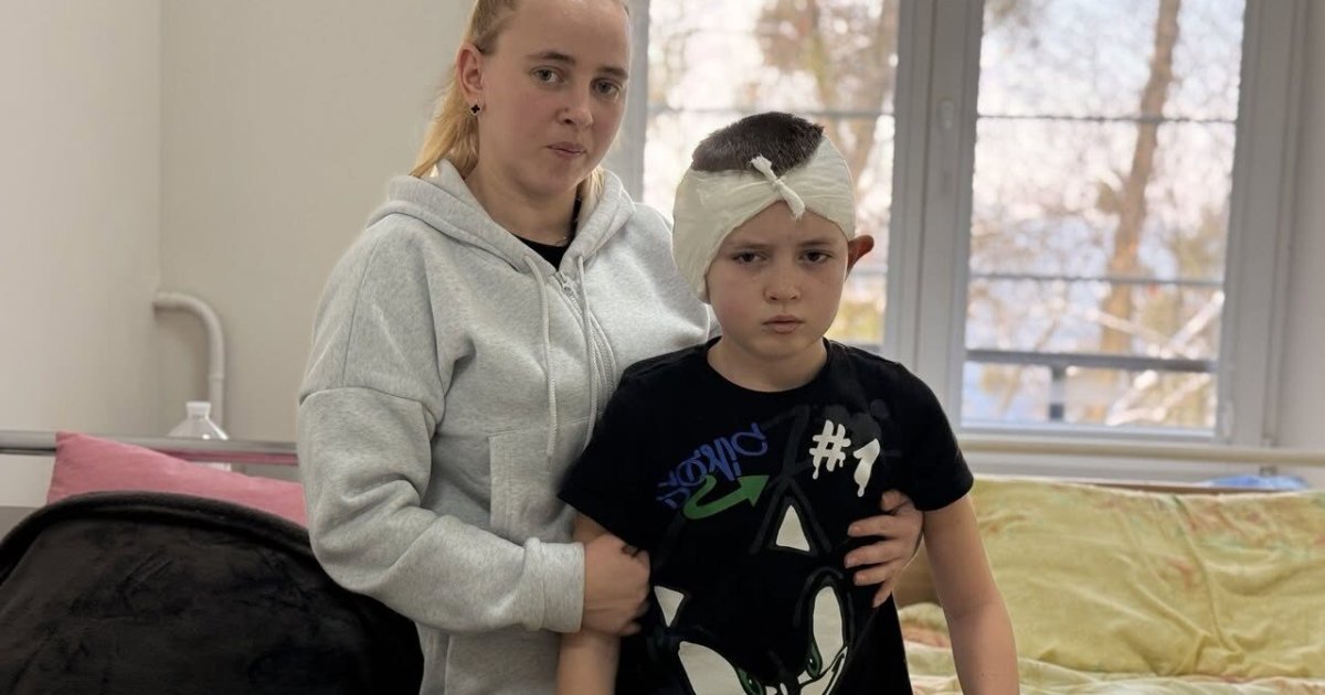 Львівські медики повернули слух 10-річному хлопчику, який переніс менінгіт