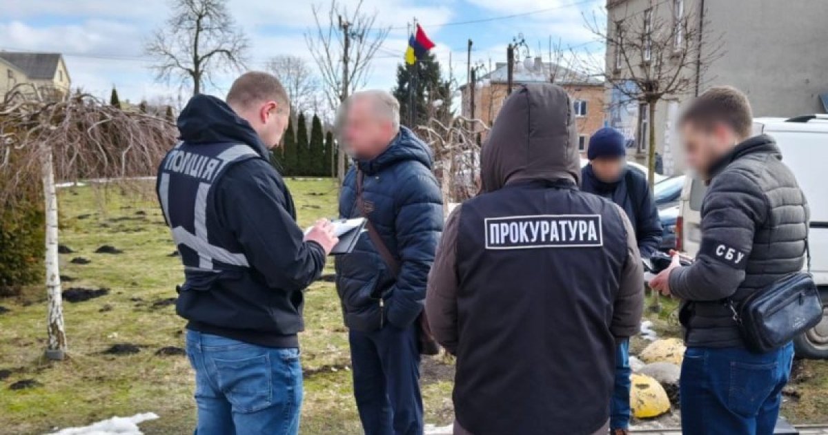Львівського адвоката зобов'язали виплатити 120 тисяч гривень штрафу за хабарництво при реєстрації майна