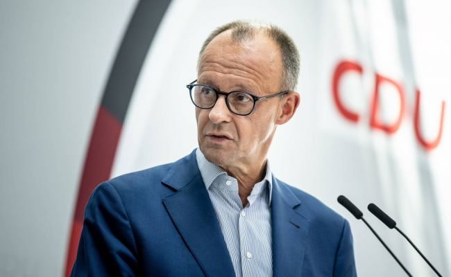 Мерц у Чорногорії закликав ЄС підтвердити наміри щодо розширення союзу